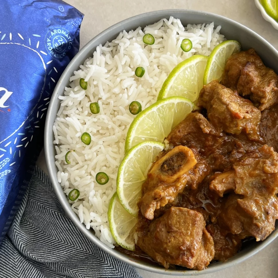 Cordero al curry con arroz basmati Tilda