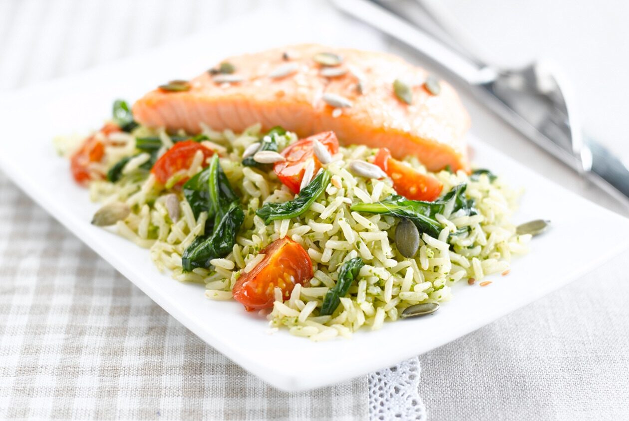 recipe-superfood-salmon-pesto-spinach